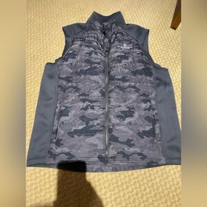 Sunice large vest camo color